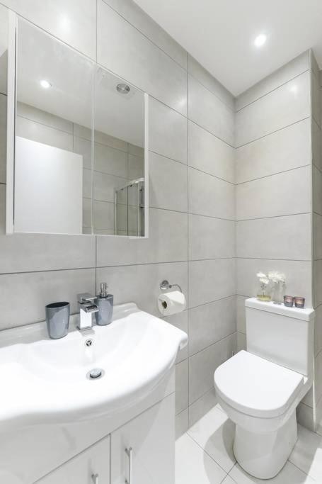 City Sparrow Apartments 6 Лондон Екстериор снимка